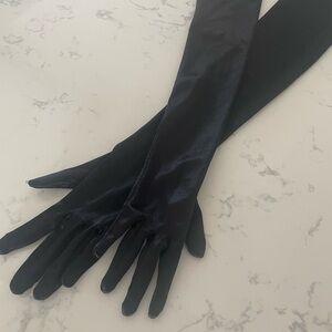 Elegant Black Long Gloves